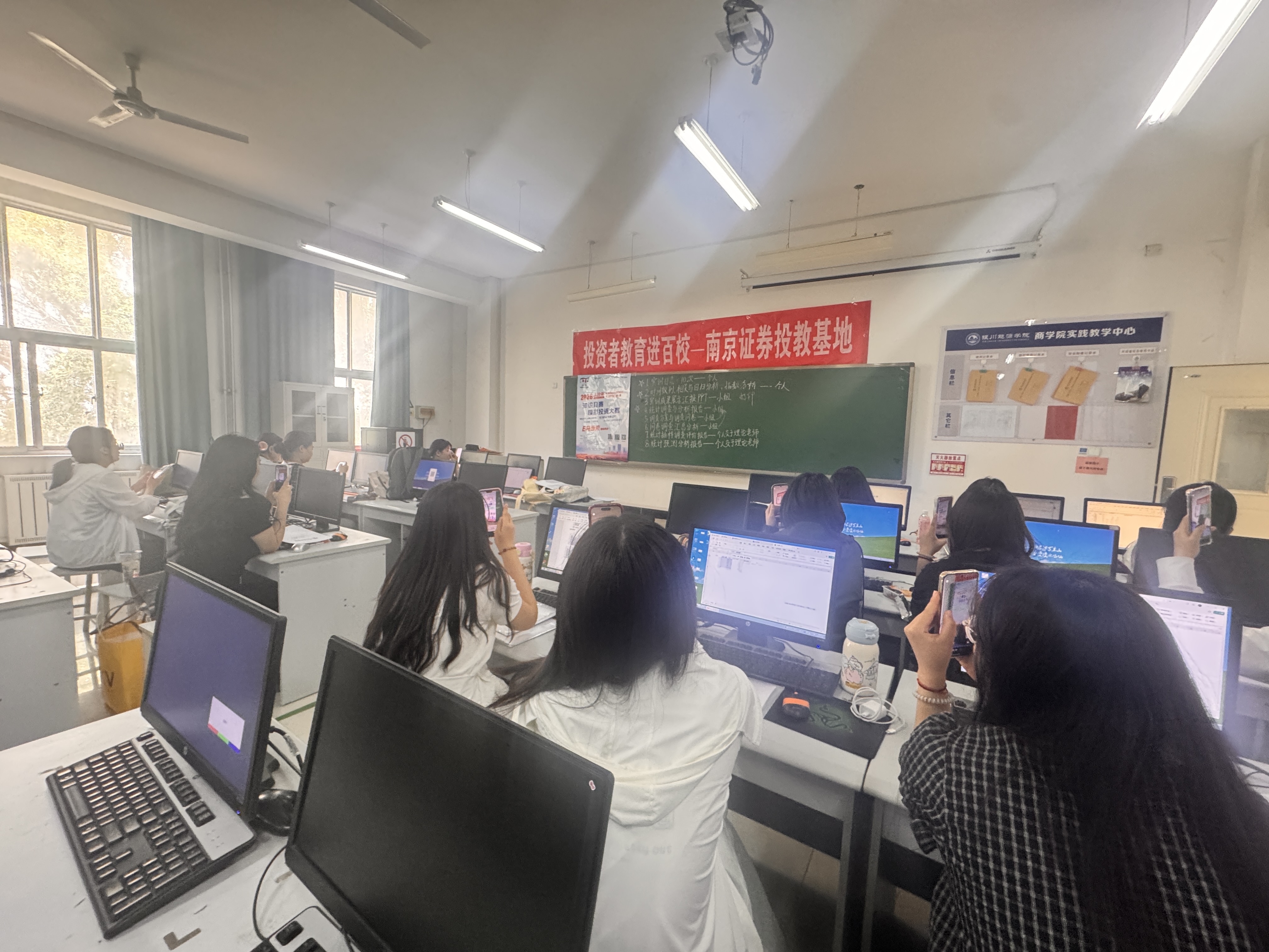 图片3.jpg D88尊龙(中国区)官方网站
